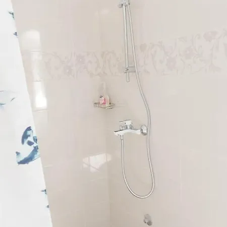 Matisse - 80 M2 With Sea View And Terrace * Nerezine